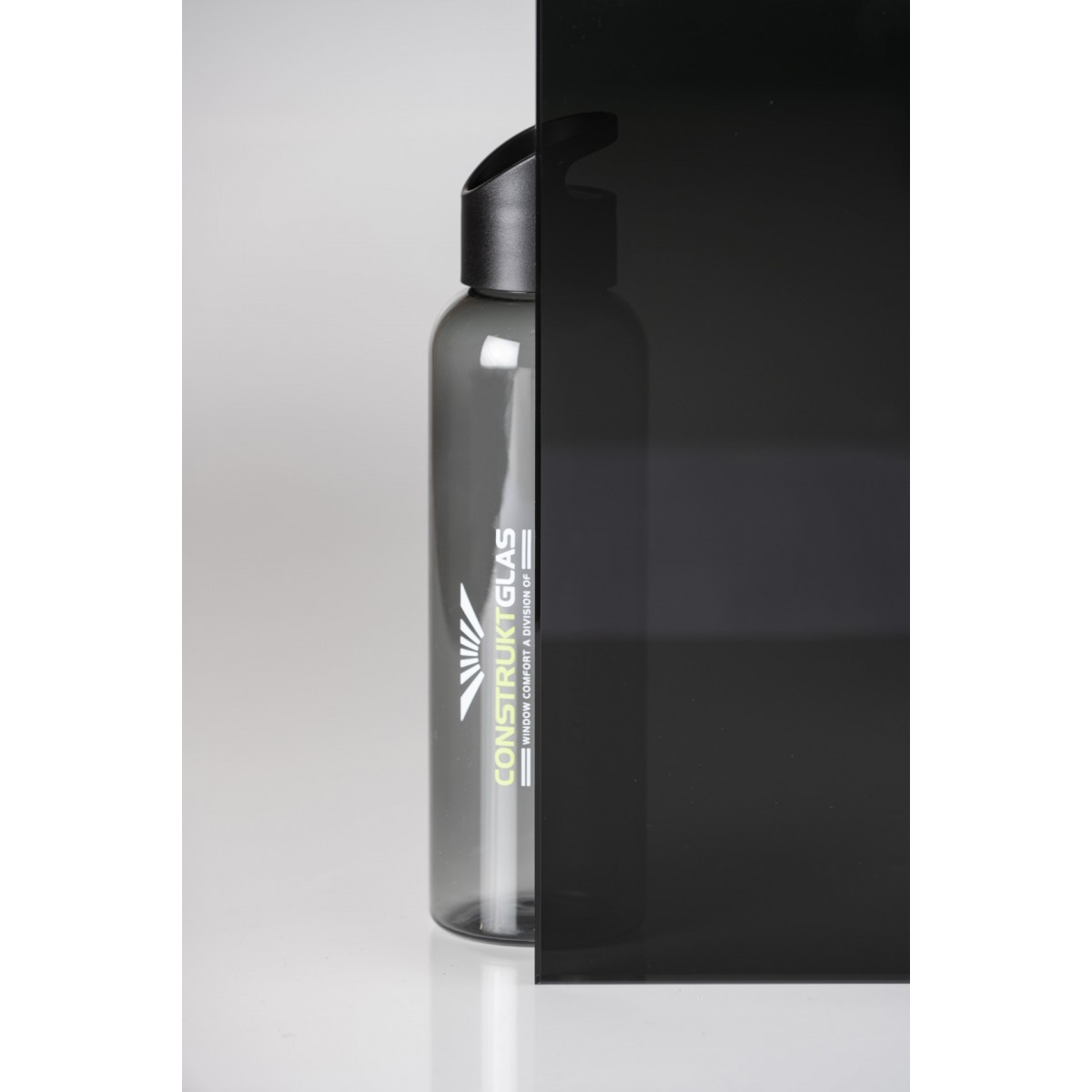 Dark grey glas 10mm dik